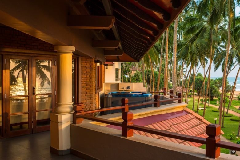 Royal Palms Beach Hotel