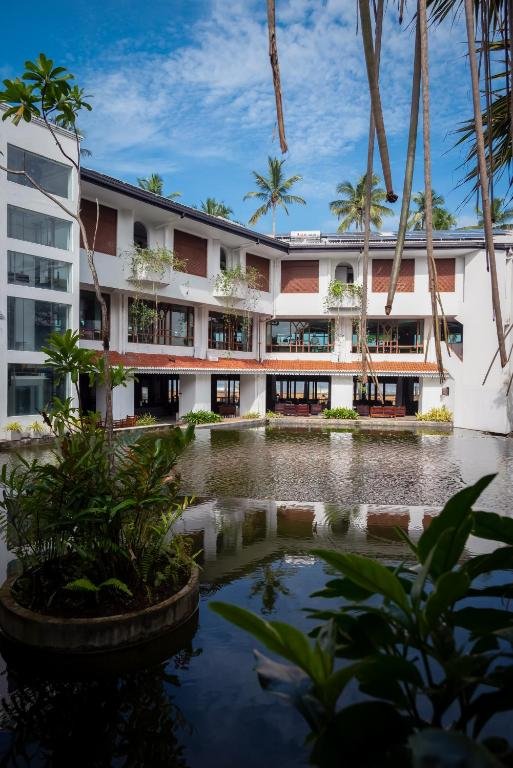 Tangerine Beach Hotel