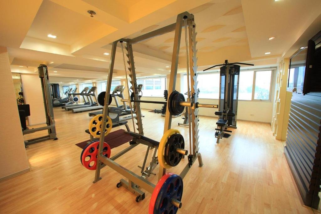 Ramada Plaza by Wyndham Bangkok Menam Riverside
