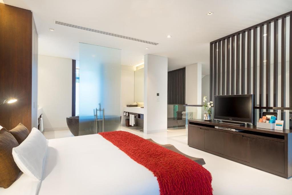 winpalms Surin Phuket Resort