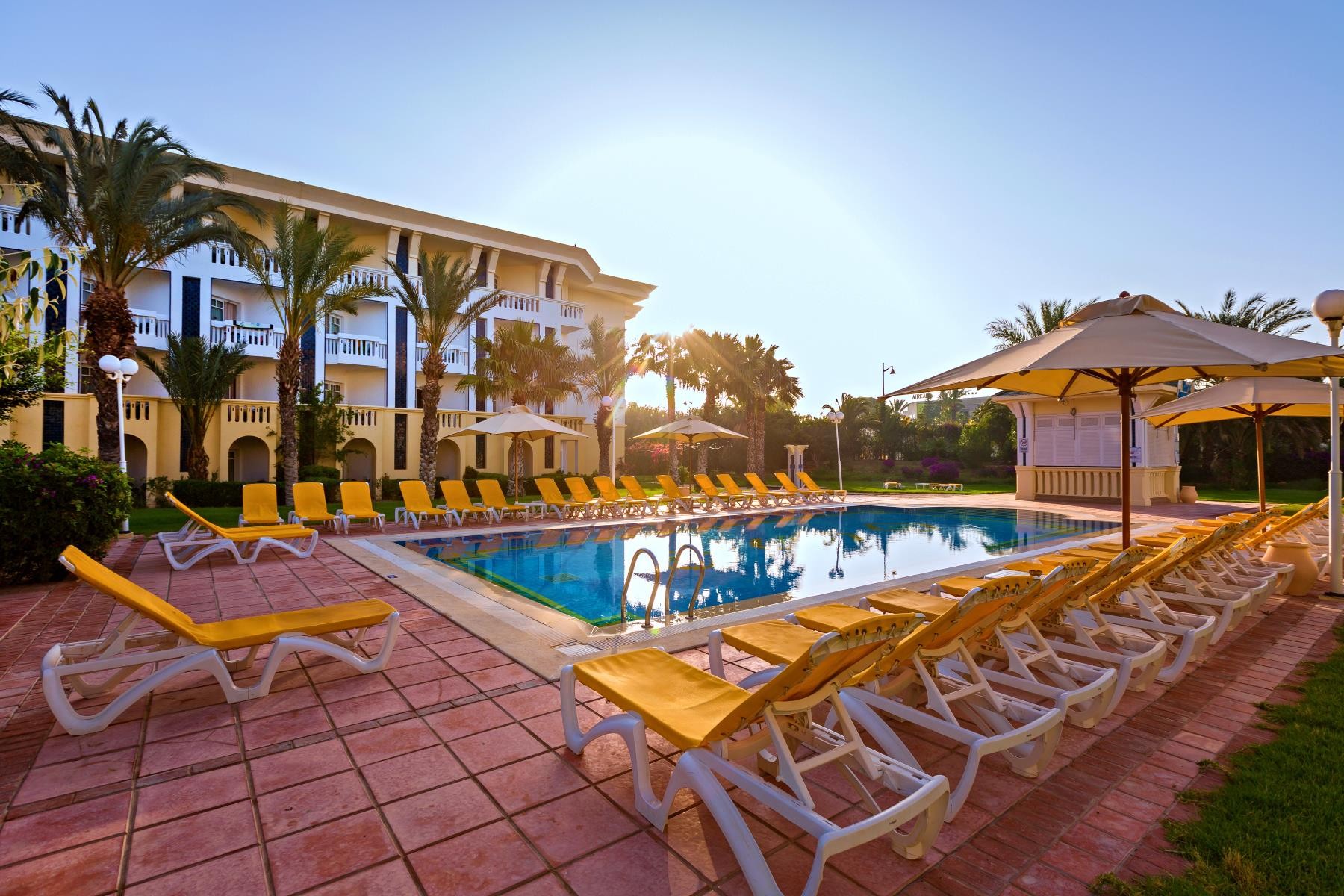 MEDINA BELISAIRE & THALASSO