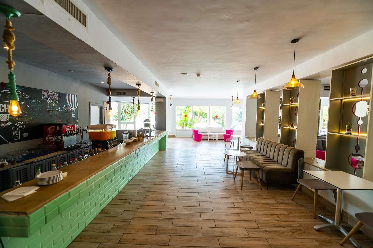 Golden Tulip President Hammamet 13