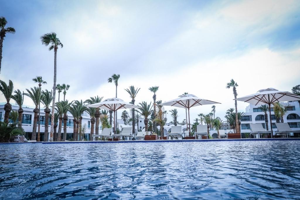 Les Orangers Garden Villa and Bungalows