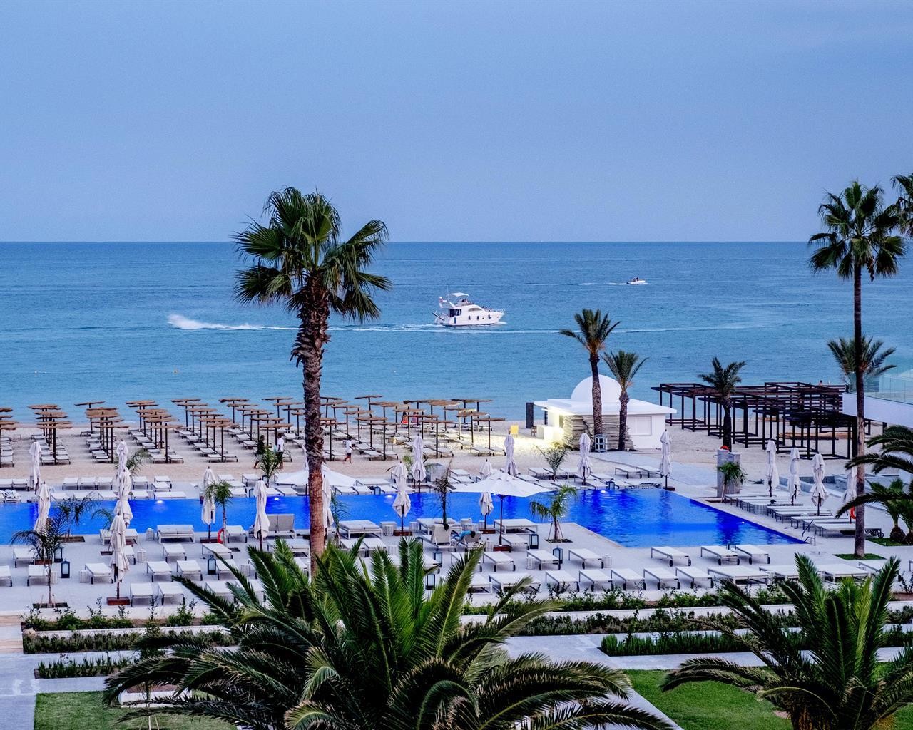 Les Orangers Garden Villa and Bungalows