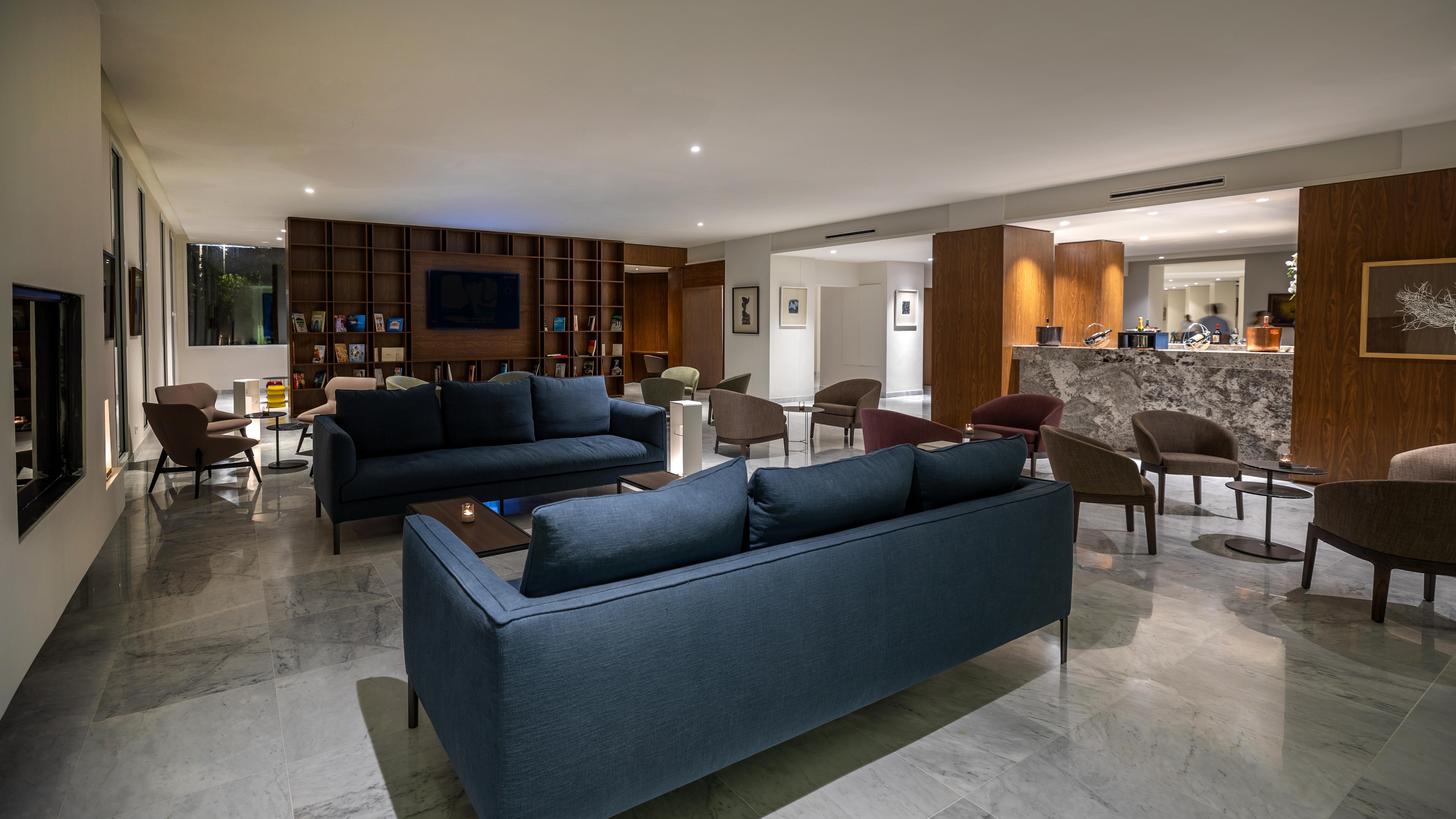 ROYAL AZUR THALASSA