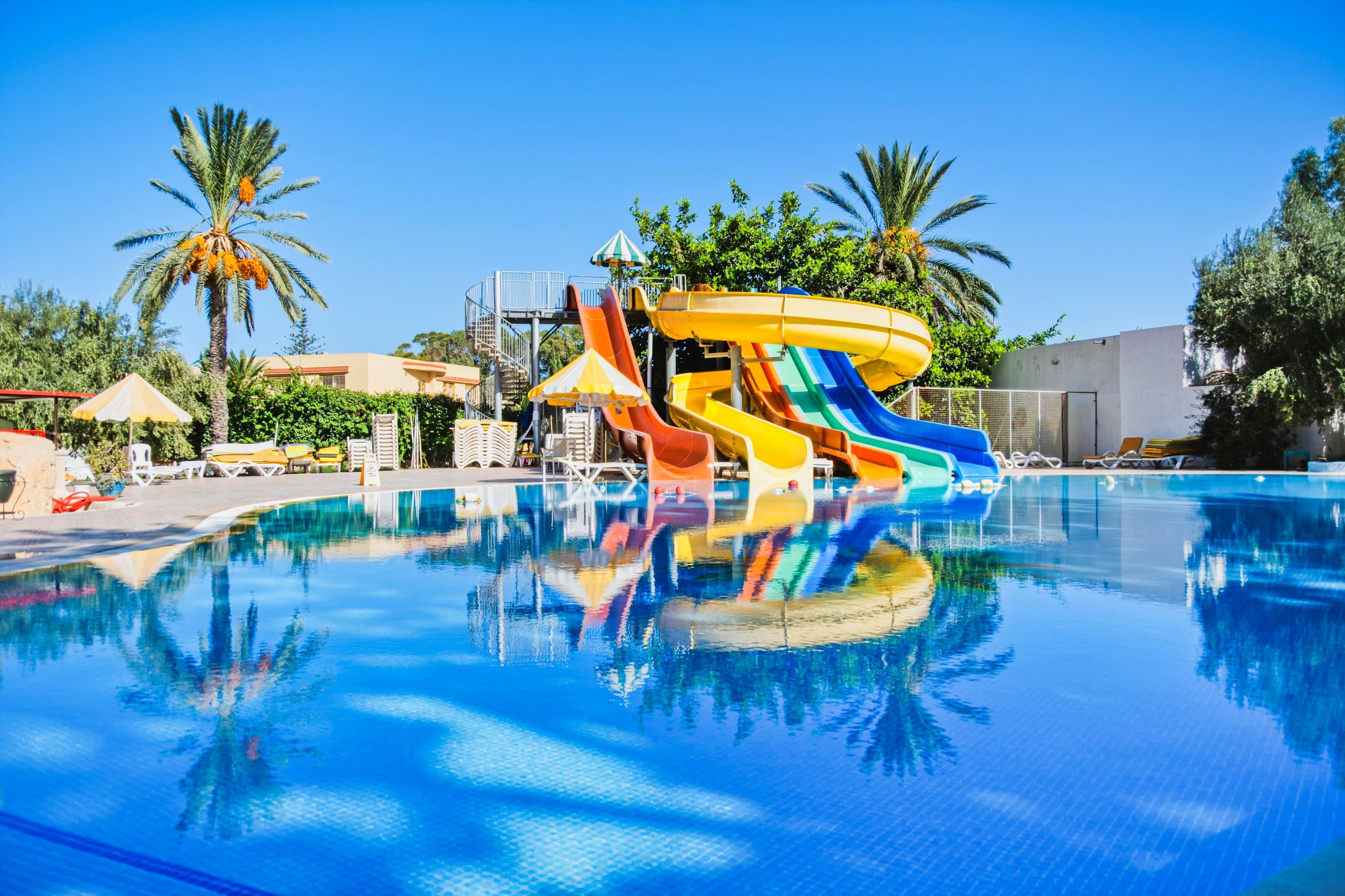 Riviera Hotel