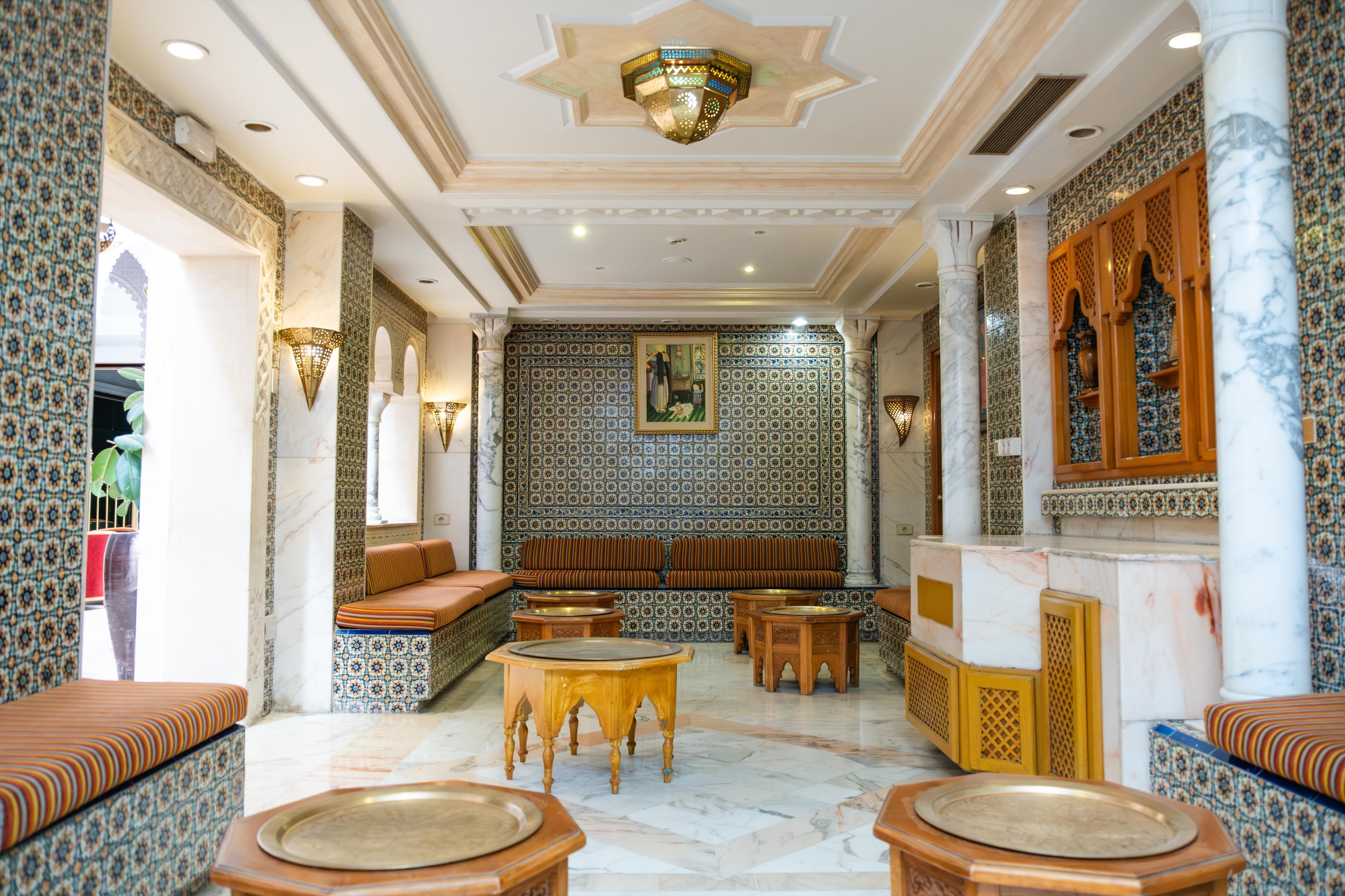 Riviera Hotel