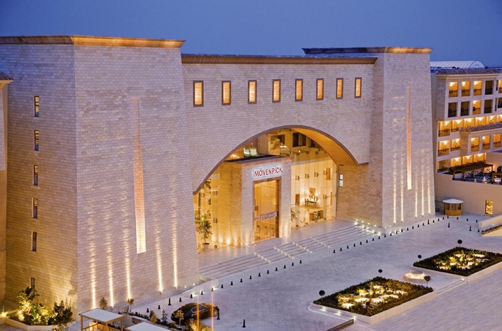 Mövenpick Resort Marine & Spa