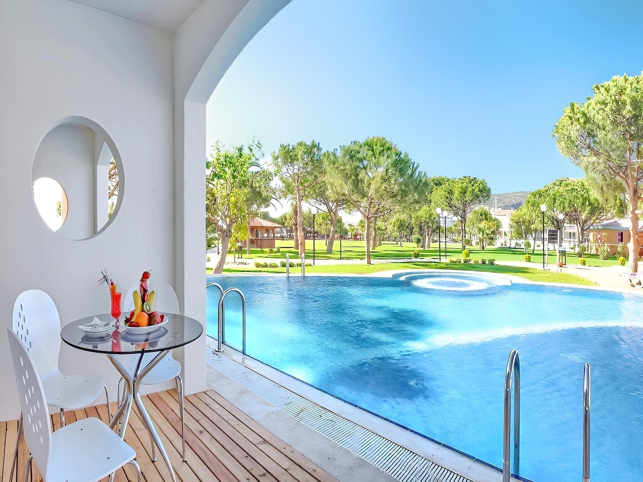 BATIHAN BEACH RESORT 14