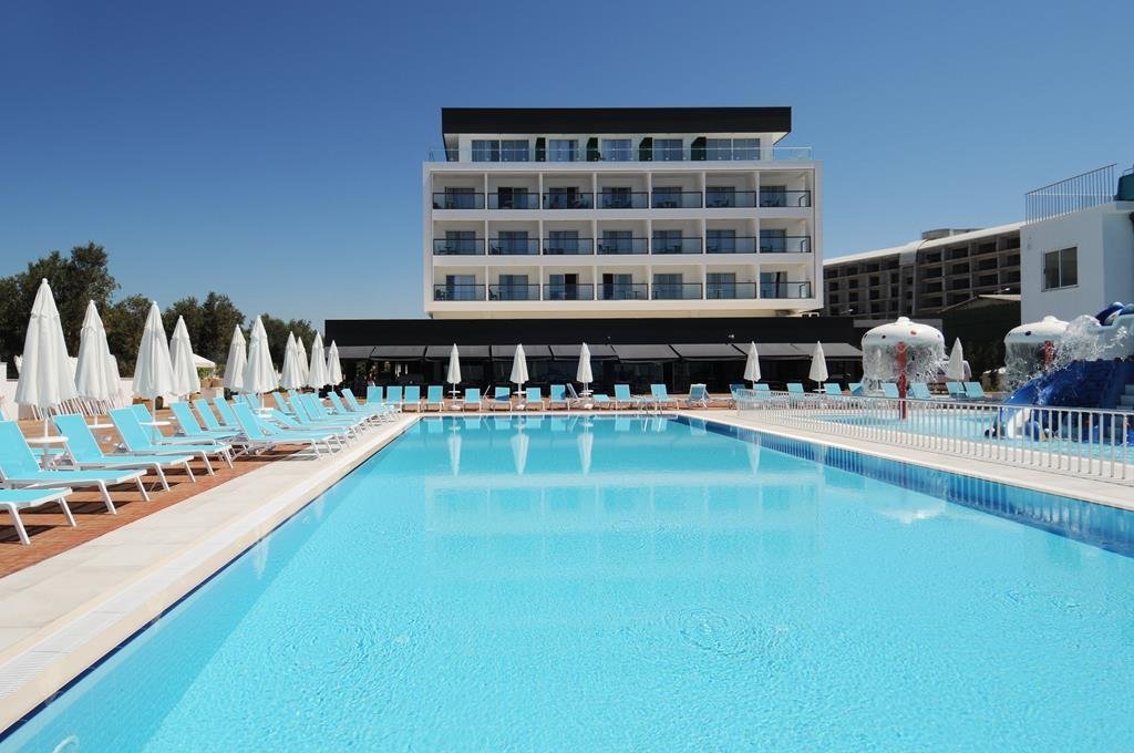 Lonicera West Hotel
