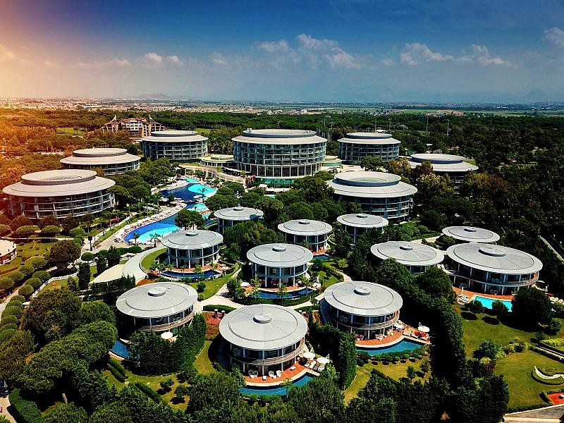 Calista Luxury Resort