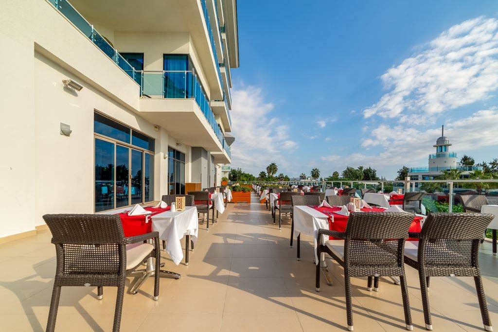 Commodore Elite Suites