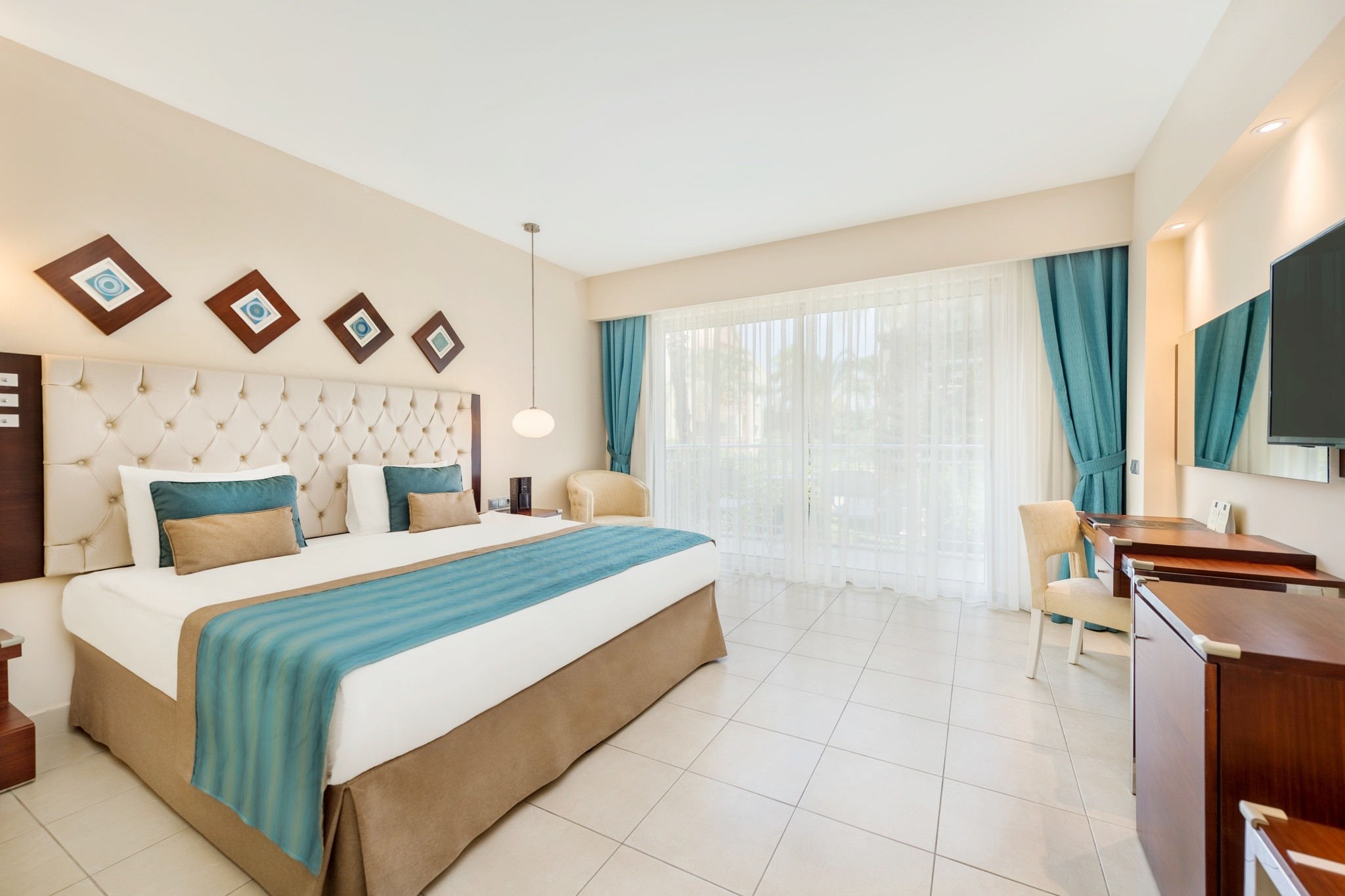 Kamelya Aishen Club 36