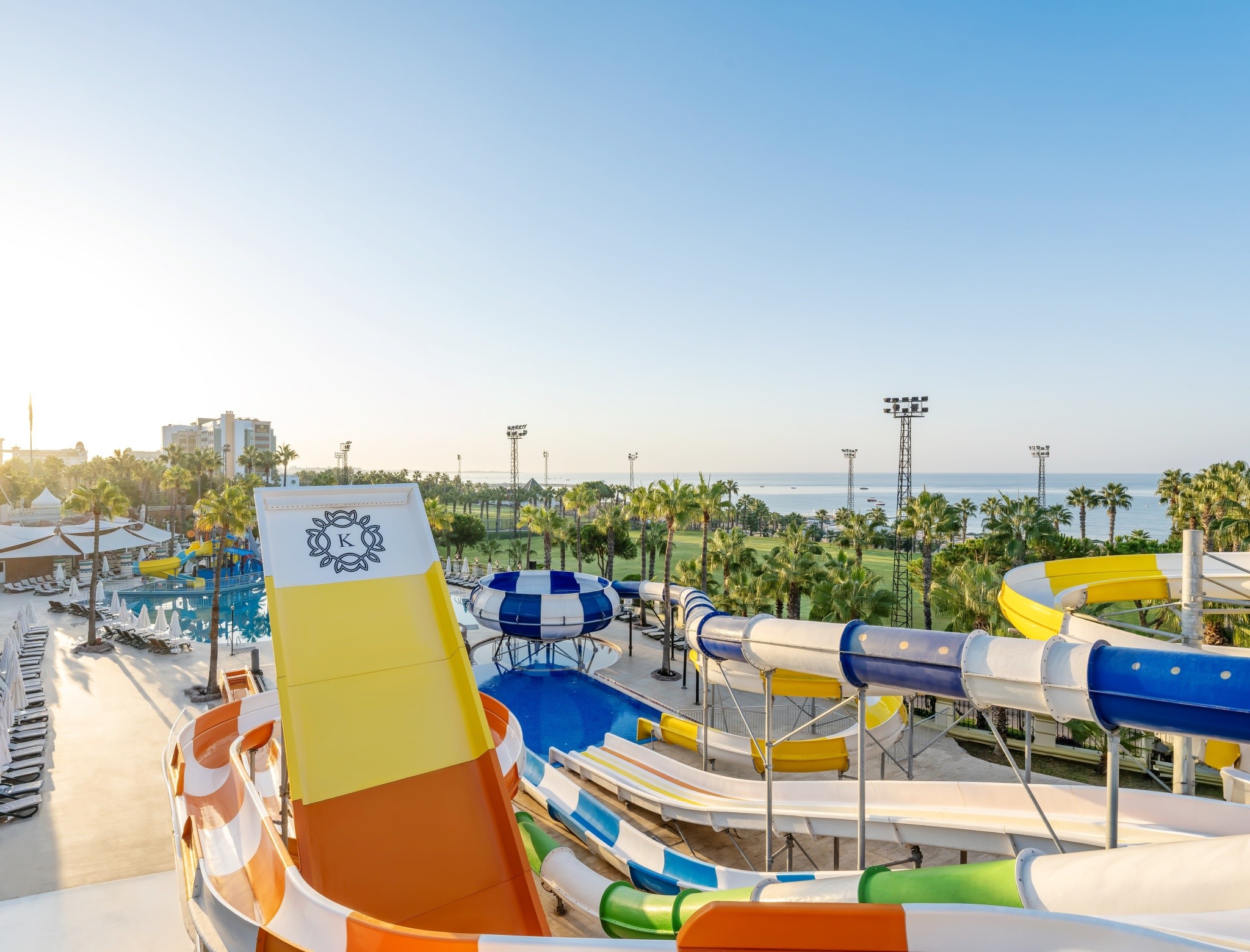 Kamelya Aishen Club 11