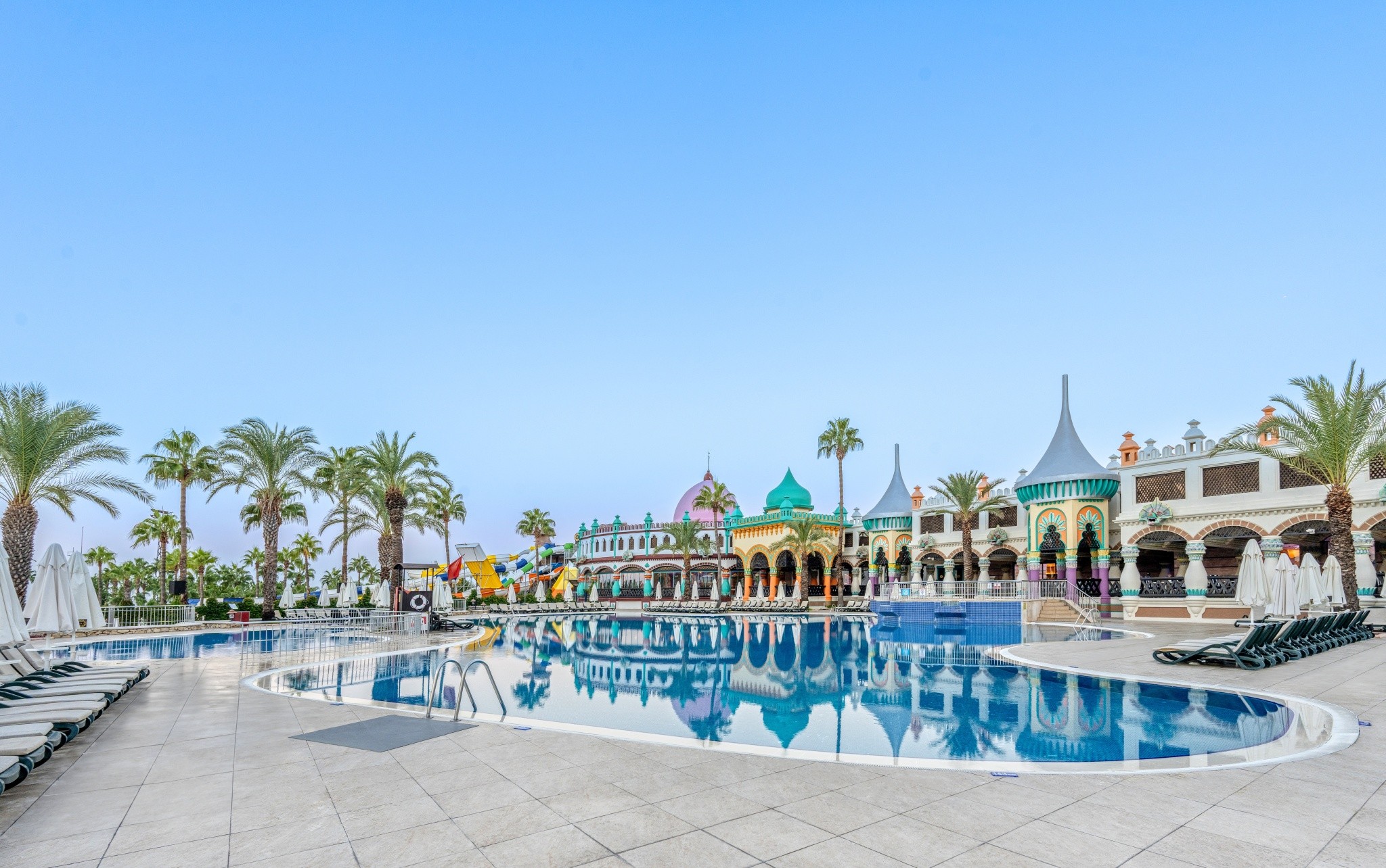 Kamelya Aishen Club 13