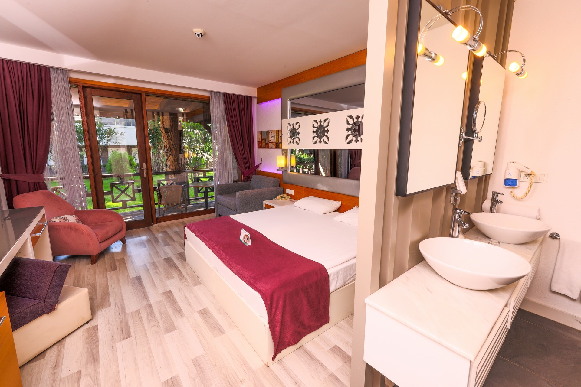 SENTIDO Flora Garden Hotel 17