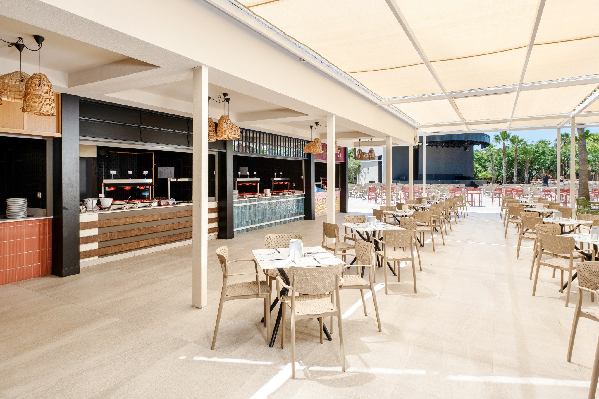 Seaden Sea World Resort & Spa 11