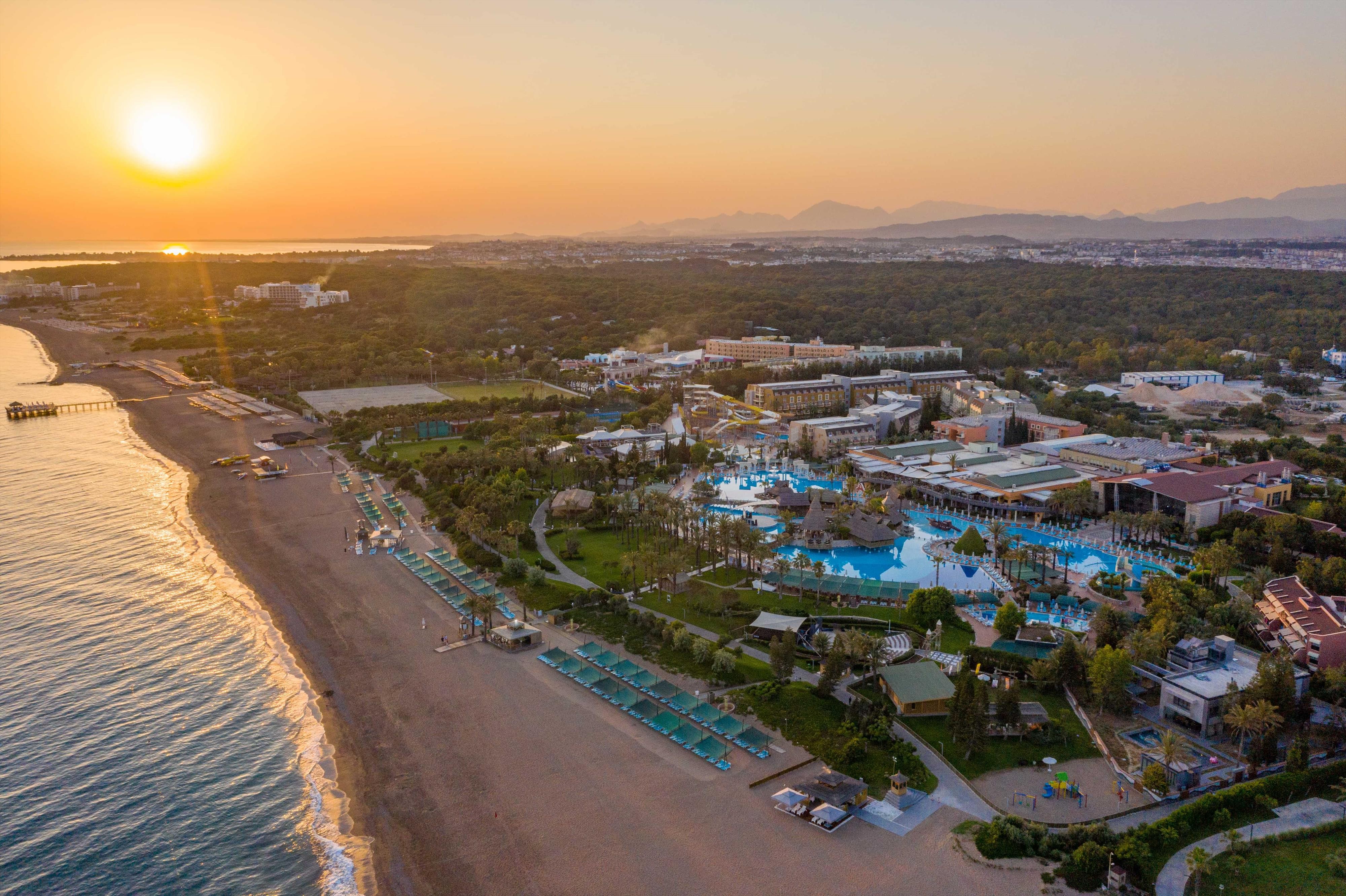 TT Hotels Pegasos World 14